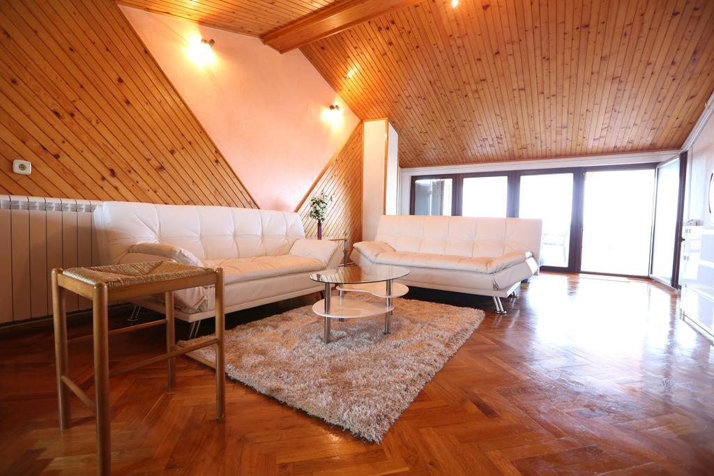 Apartments Sasha Pula Ruang foto