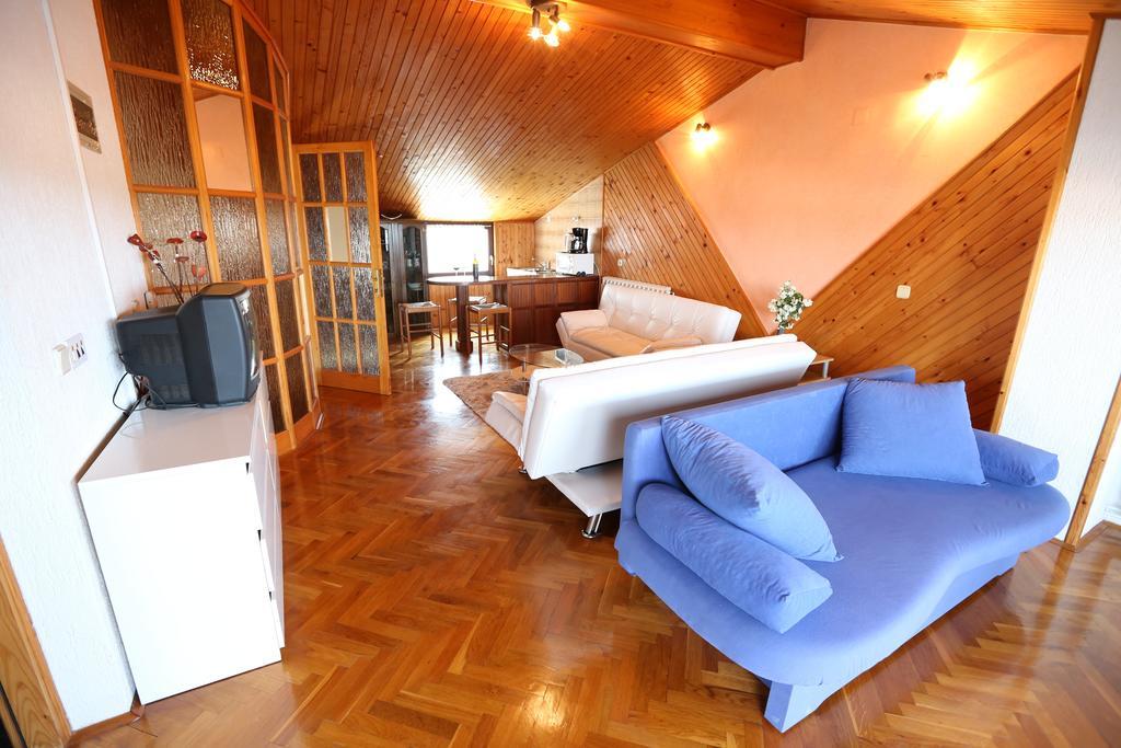 Apartments Sasha Pula Ruang foto